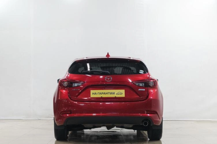 Mazda Axela 5 из 6