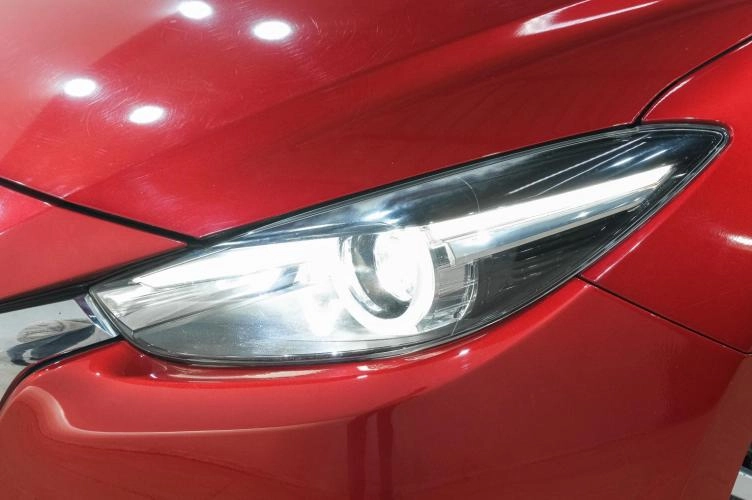 Mazda Axela 10 из 32