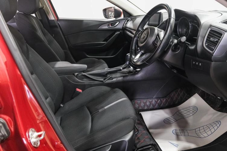 Mazda Axela 12 из 32