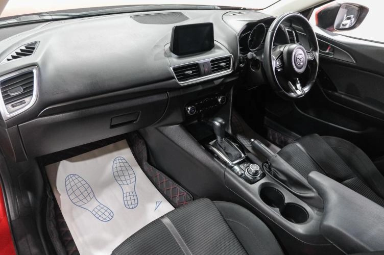 Mazda Axela 15 из 32