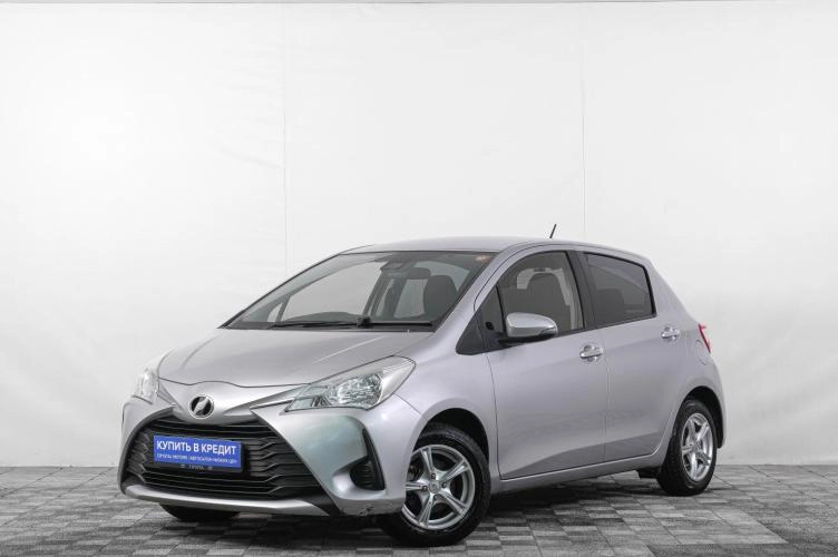 Toyota Vitz 3 из 6