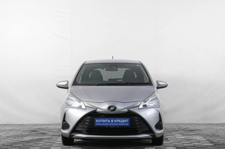Toyota Vitz 2 из 6
