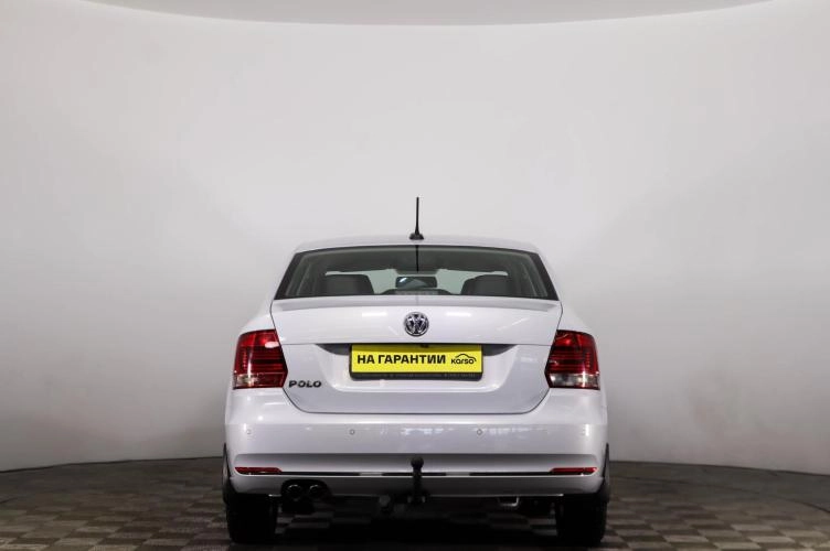 Volkswagen Polo 5 из 6