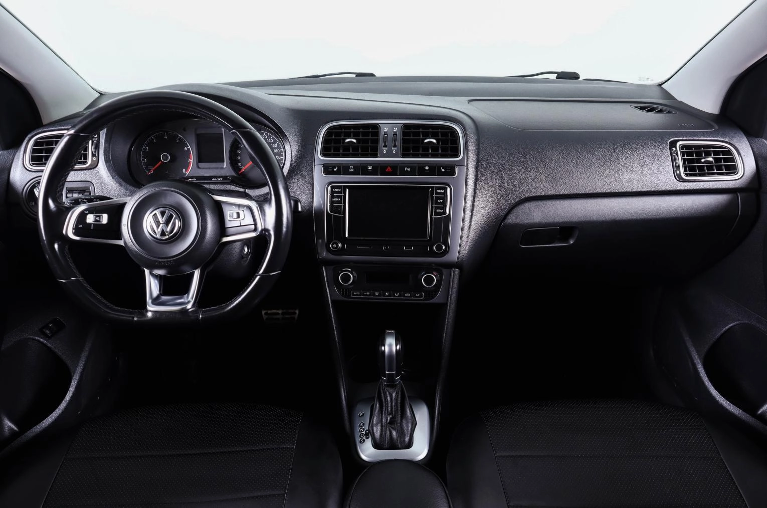 Volkswagen Polo 13 из 24