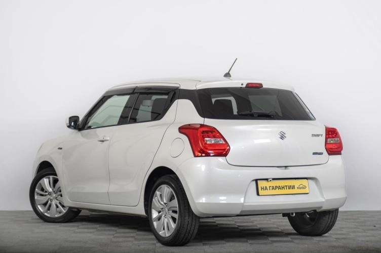 Suzuki Swift 5 из 6
