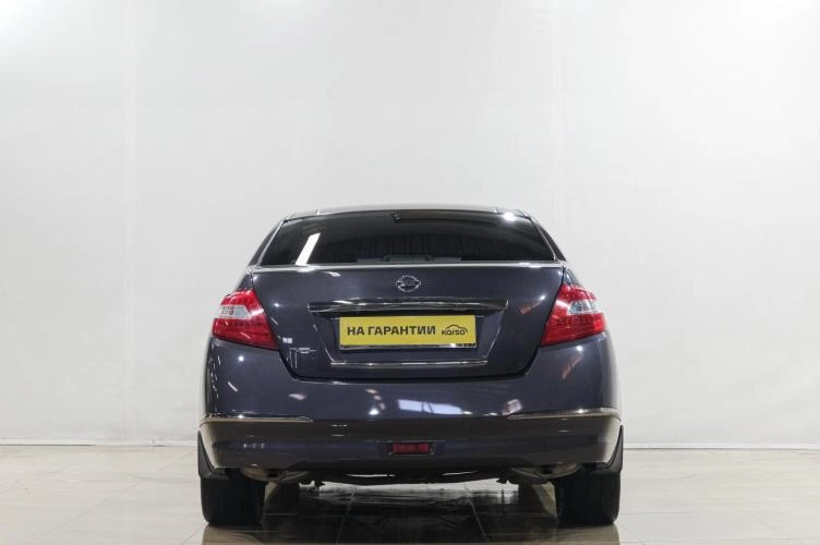 Nissan Teana 5 из 6