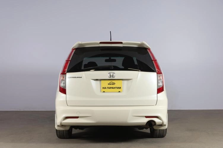 Honda Stream 5 из 6