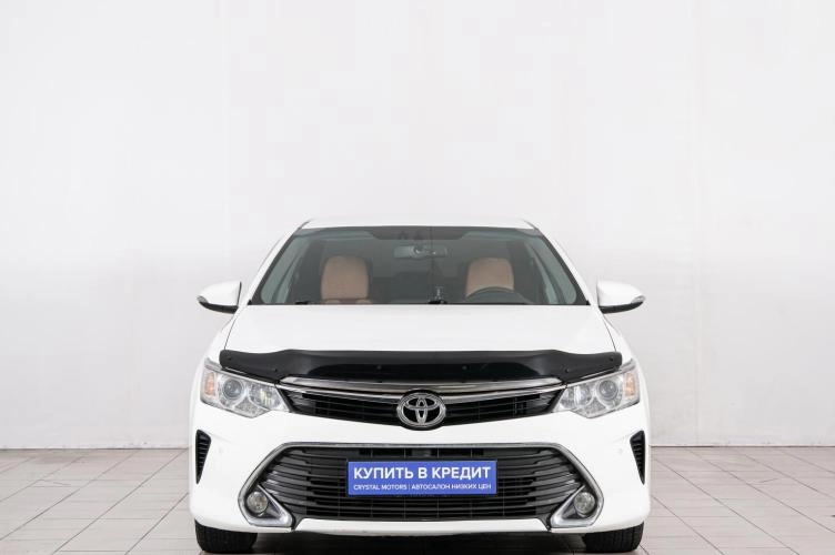 Toyota Camry 2 из 6
