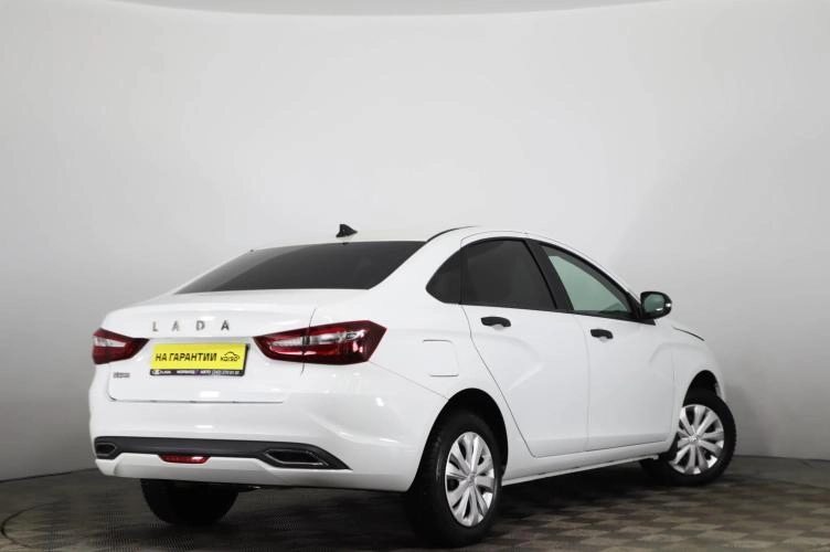 ВАЗ (LADA) Vesta 4 из 6