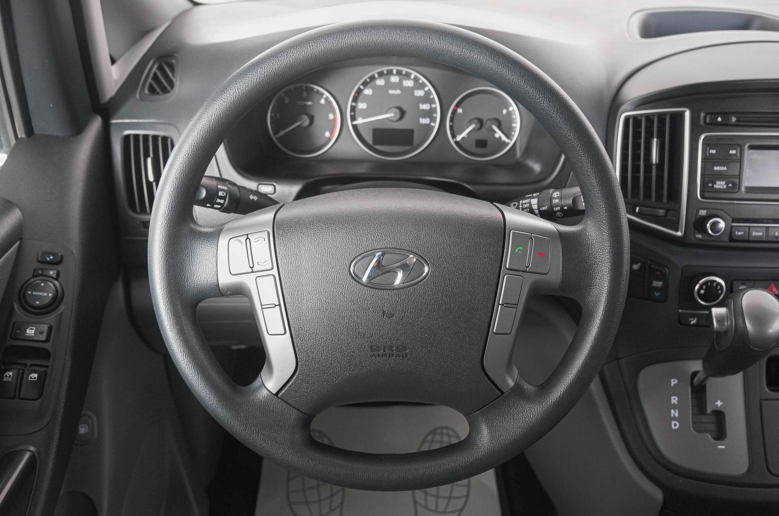 Hyundai Grand Starex 16 из 22