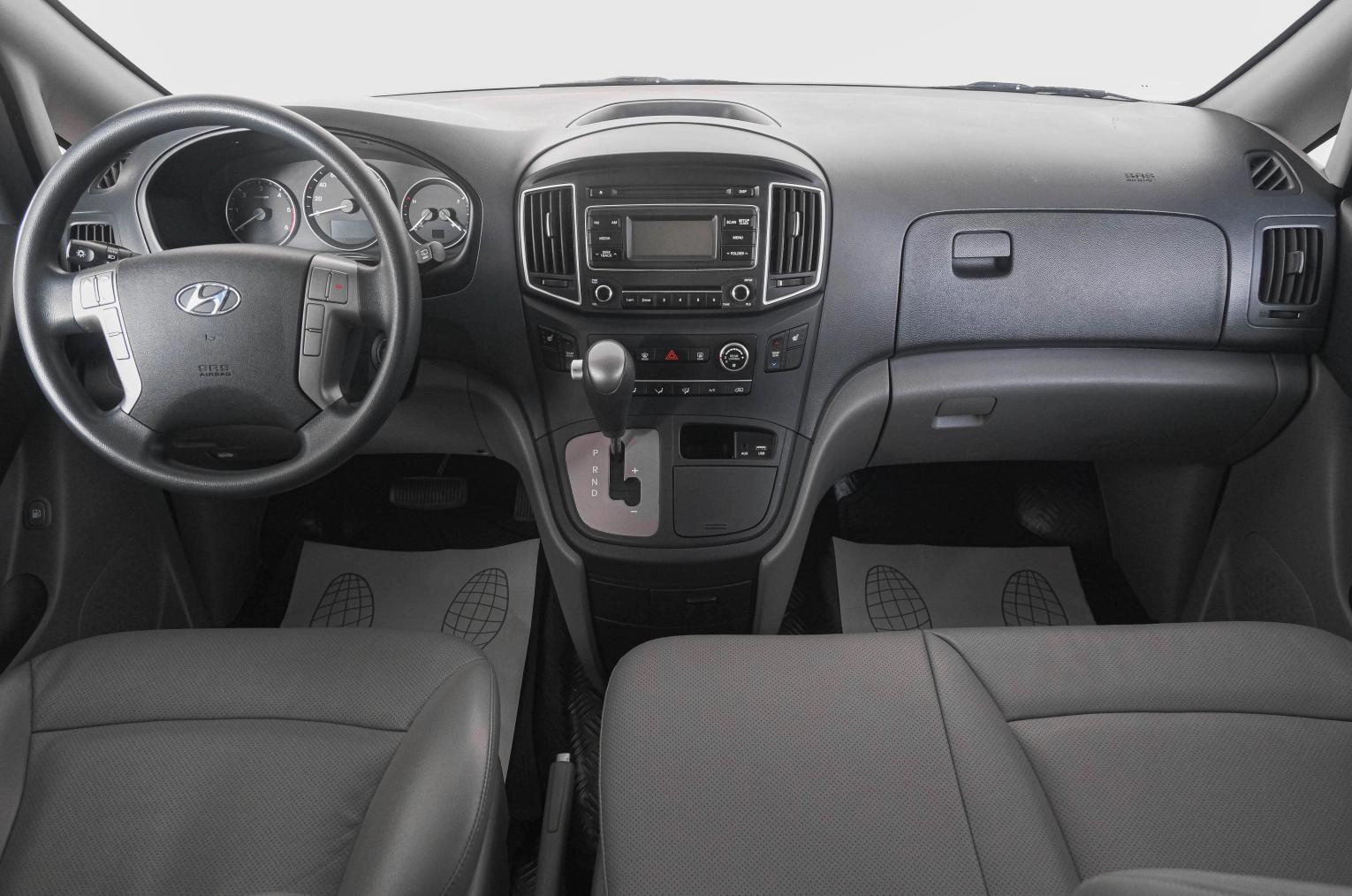 Hyundai Grand Starex 14 из 22