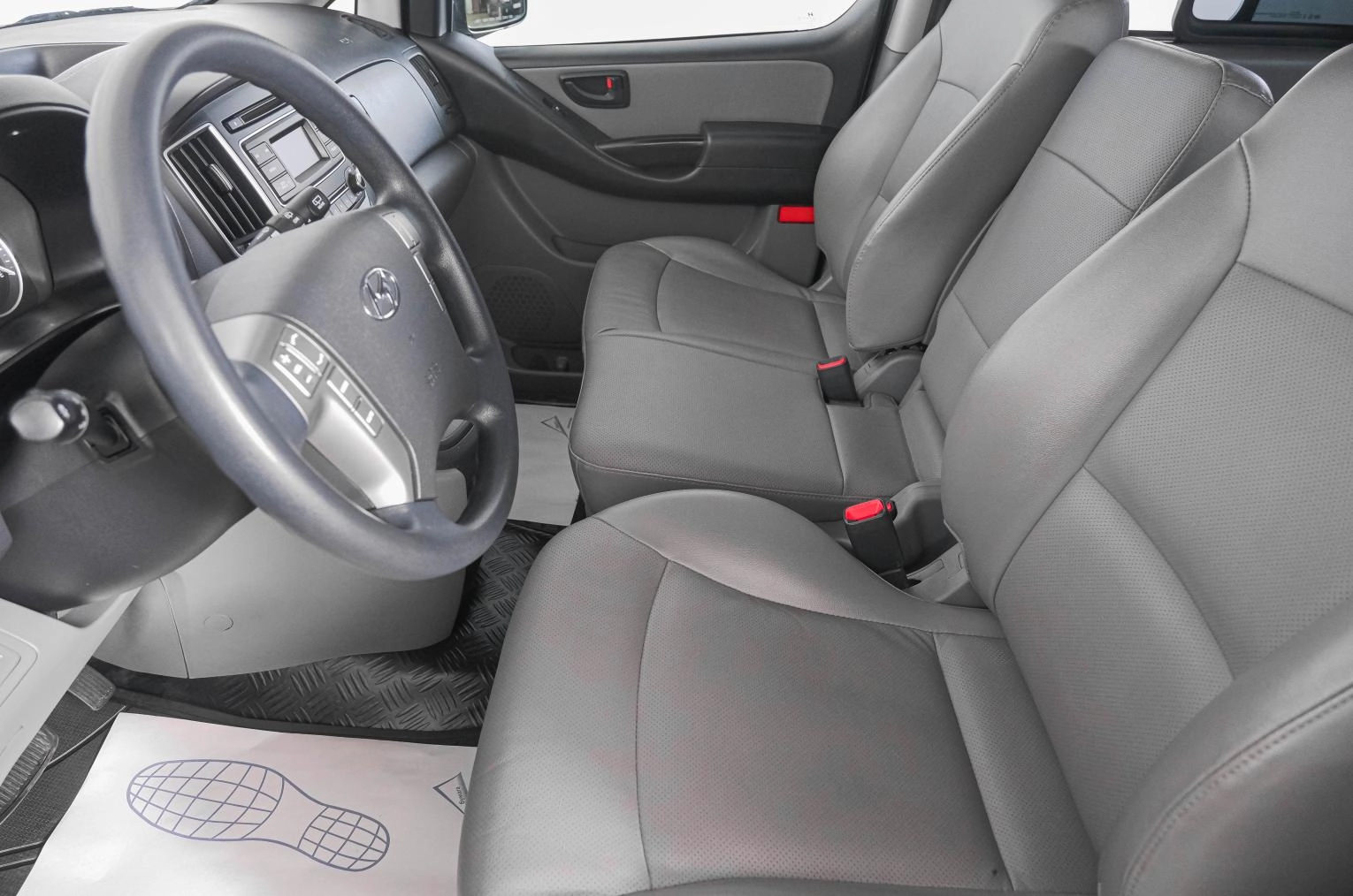 Hyundai Grand Starex 8 из 22