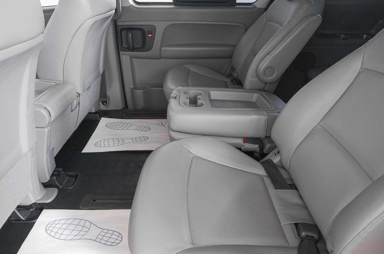 Hyundai Grand Starex 9 из 22