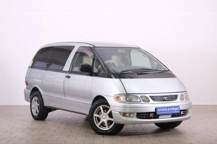 Toyota Estima Emina