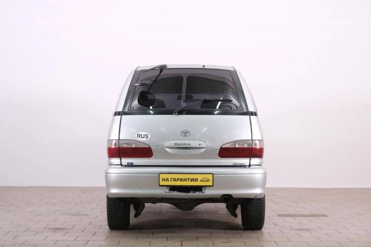 Toyota Estima Emina 5 из 6