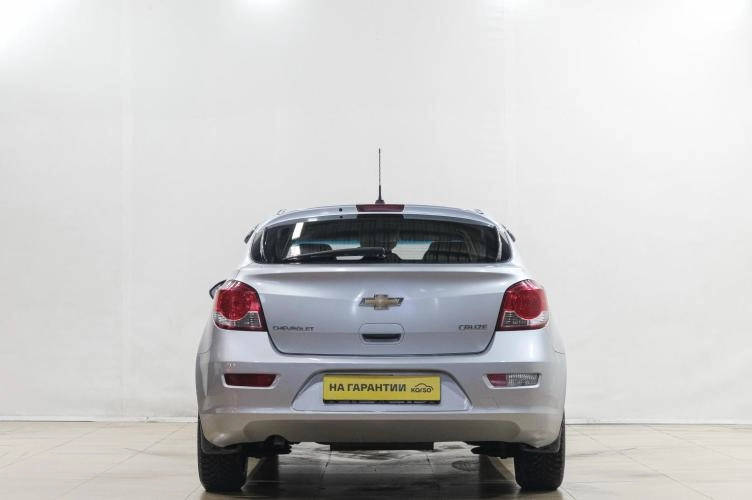 Chevrolet Cruze 5 из 6