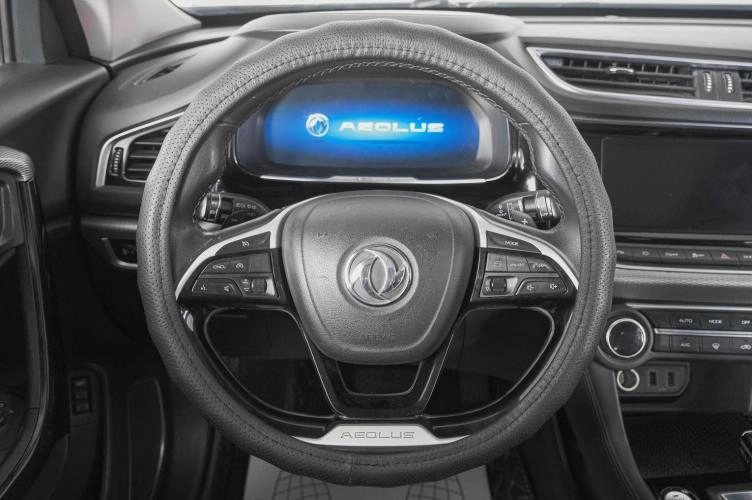Dongfeng AX7 15 из 28