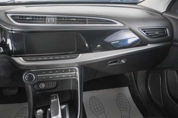 Dongfeng AX7 14 из 28