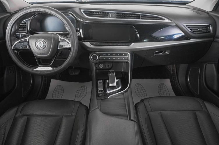 Dongfeng AX7 13 из 28