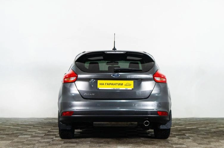 Ford Focus 5 из 6