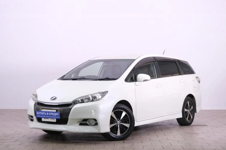 Toyota Wish 3 из 6