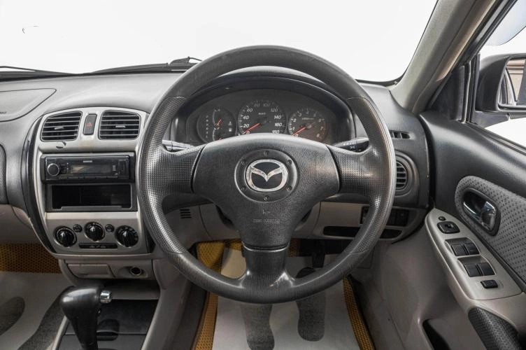 Mazda Familia S-Wagon 11 из 20