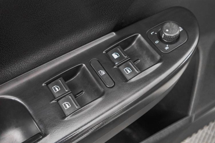 Volkswagen Passat 9 из 20