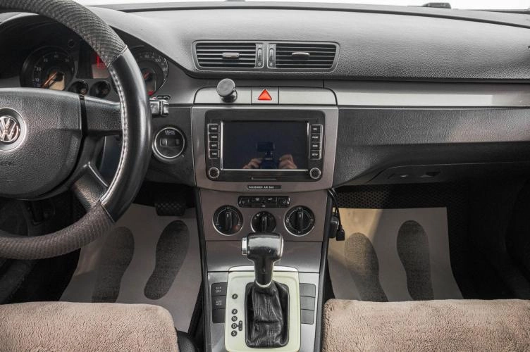 Volkswagen Passat 13 из 20