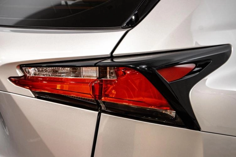 Lexus NX 8 из 26