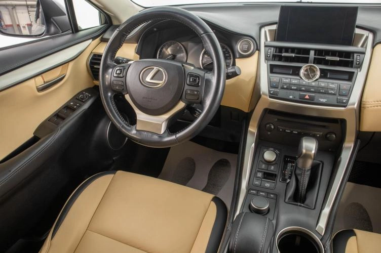 Lexus NX 16 из 26