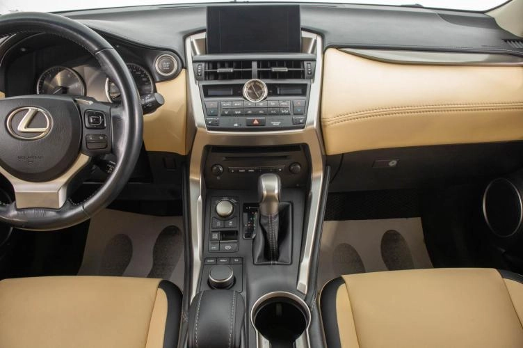 Lexus NX 17 из 26