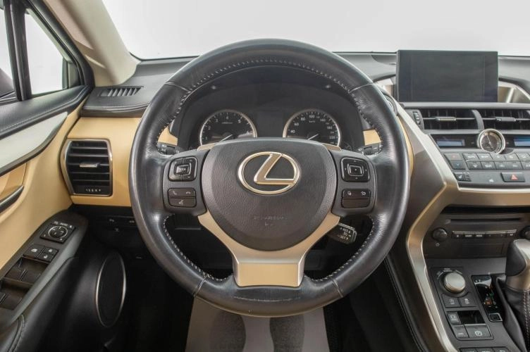 Lexus NX 13 из 26