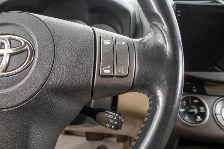 Toyota RAV4 16 из 29