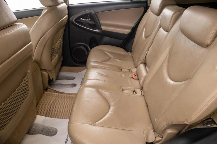 Toyota RAV4 26 из 29