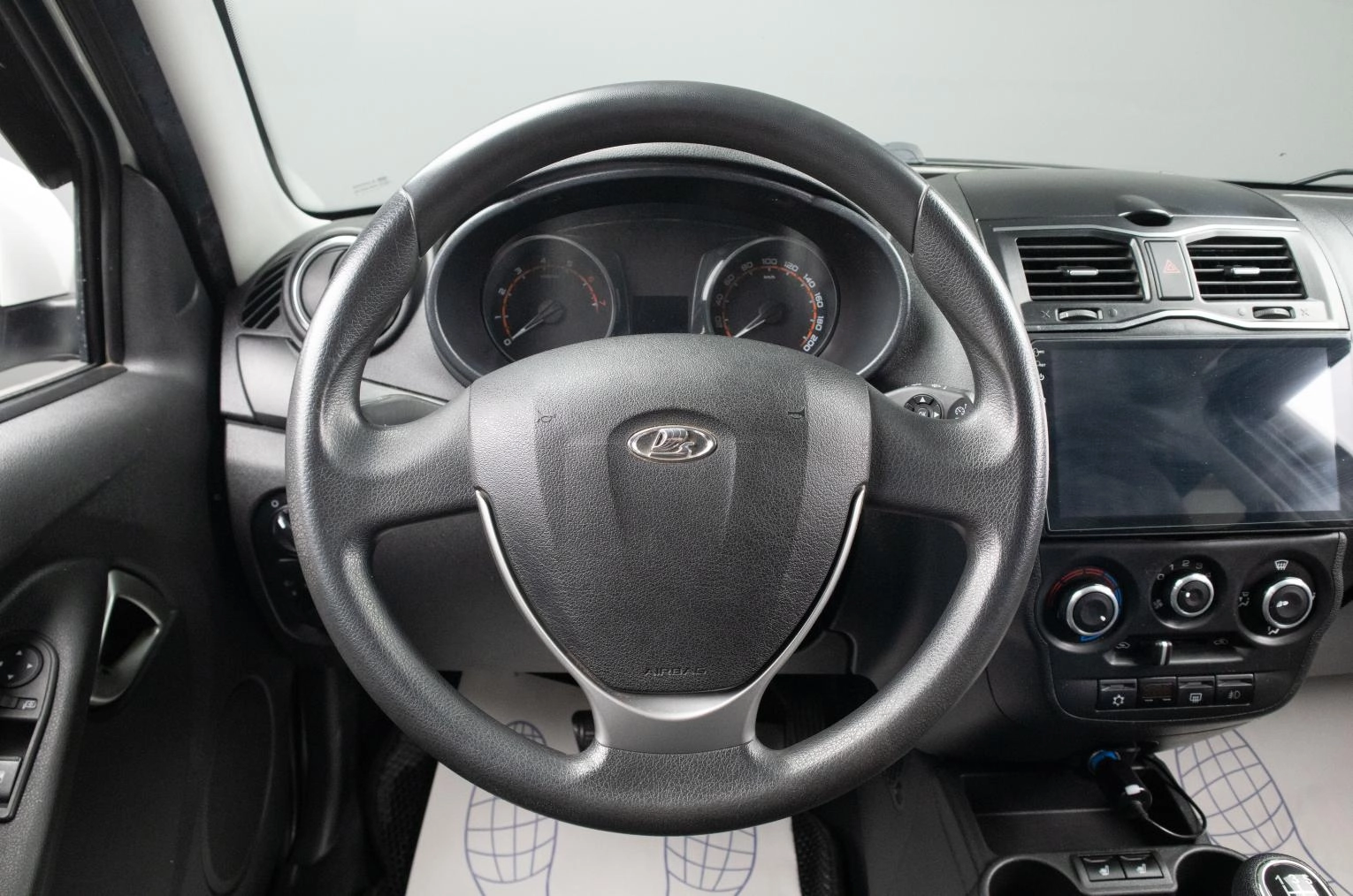 ВАЗ (LADA) Granta Cross 9 из 15