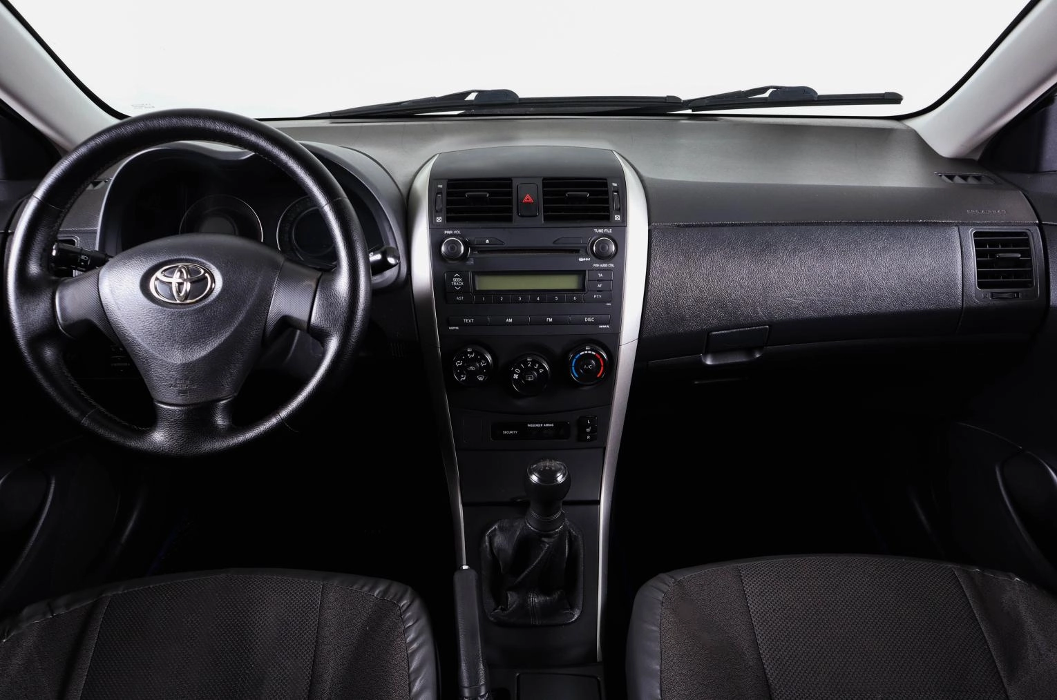 Toyota Corolla 13 из 20