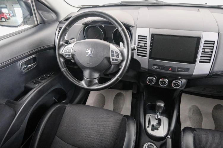 Peugeot 4007 9 из 22