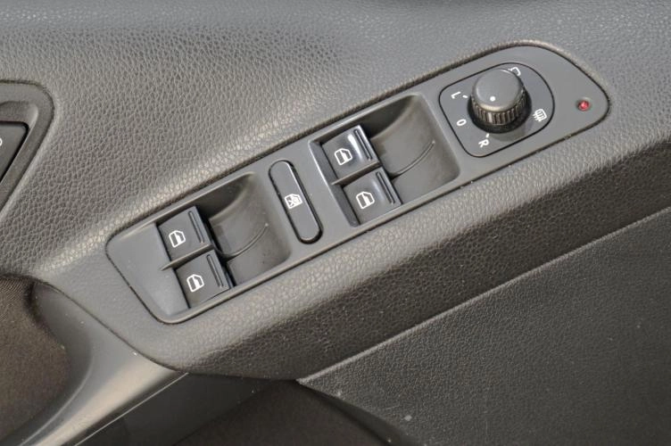 Volkswagen Tiguan 8 из 19