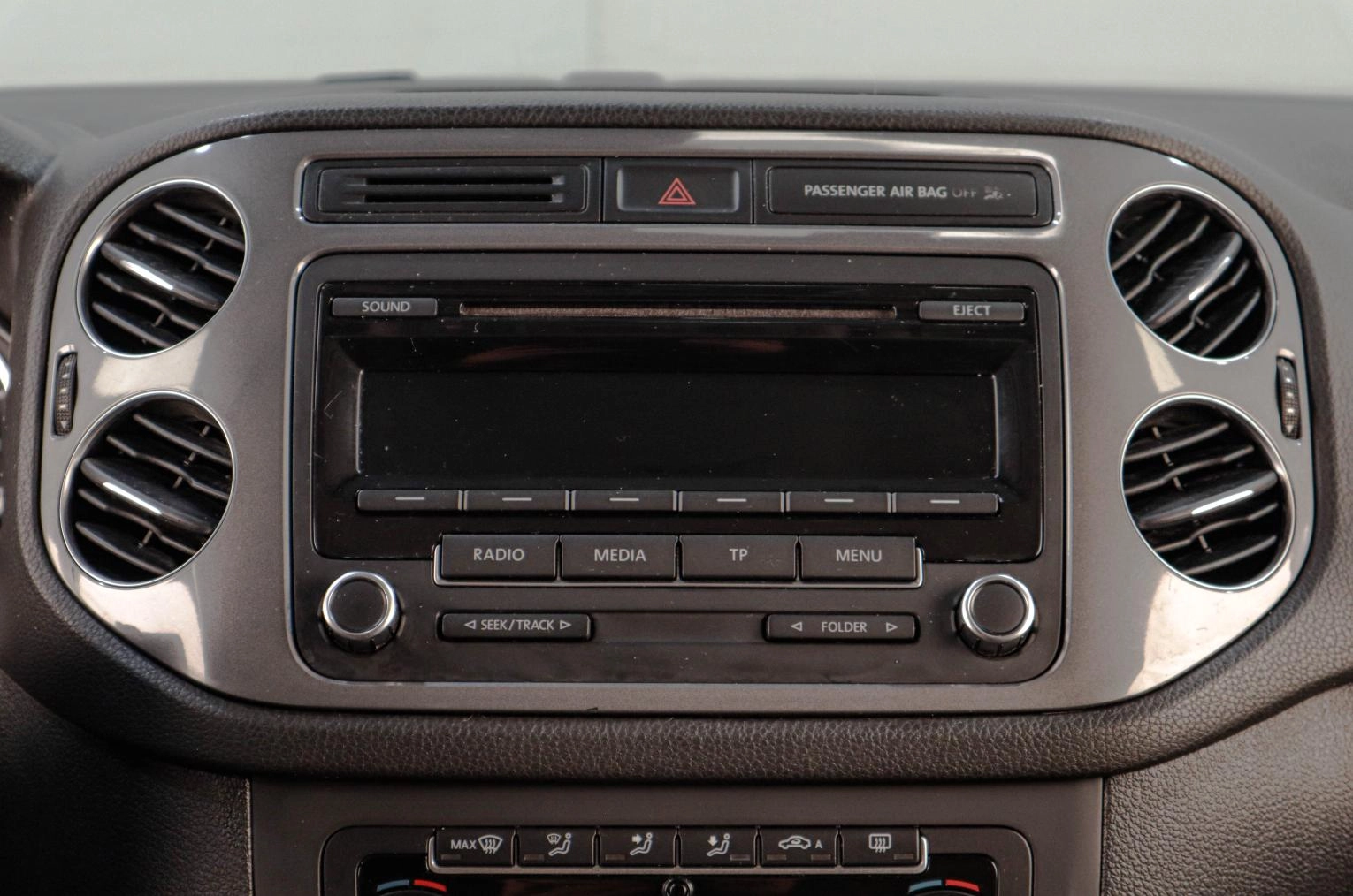 Volkswagen Tiguan 14 из 19