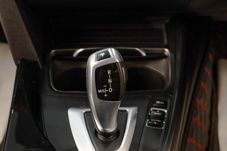 BMW 3 серия 18 из 26