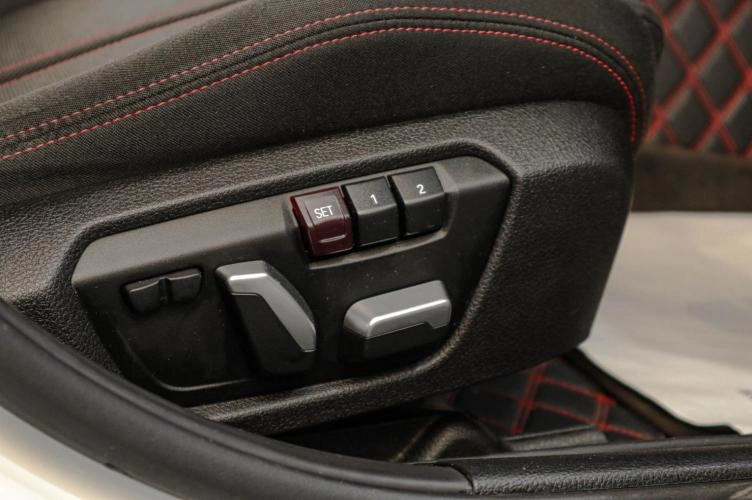 BMW 3 серия 9 из 26