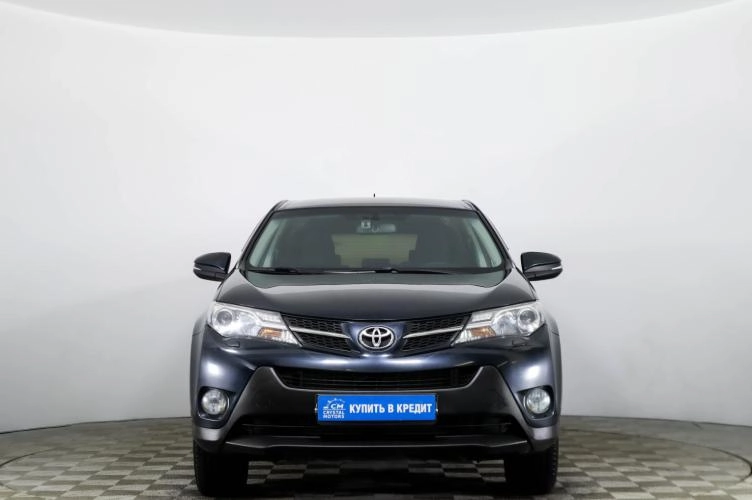 Toyota RAV4 2 из 6
