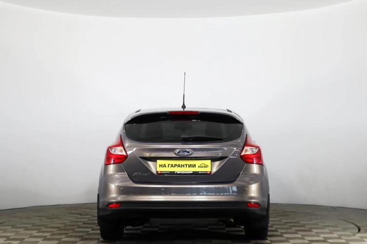 Ford Focus 5 из 6