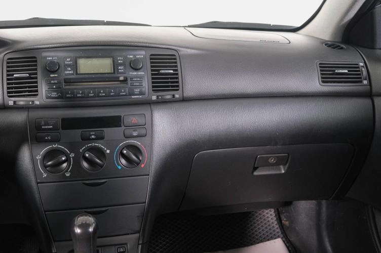 Toyota Corolla 13 из 19