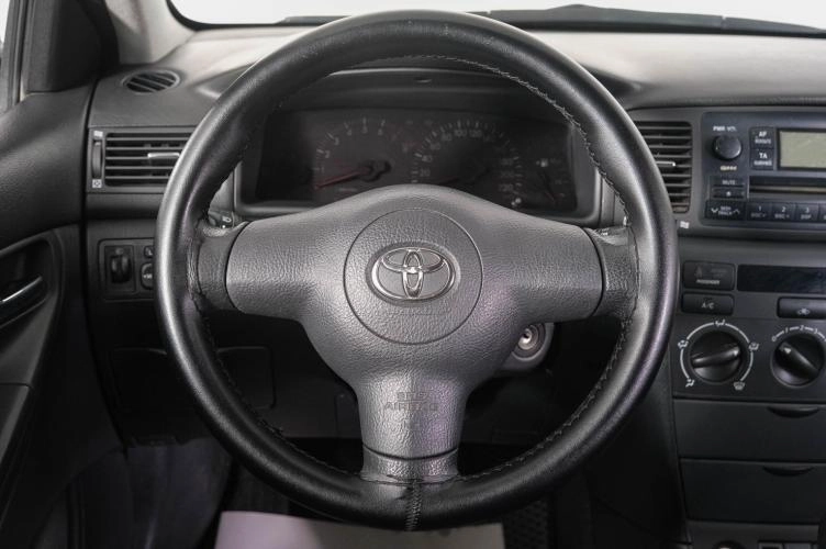 Toyota Corolla 14 из 19