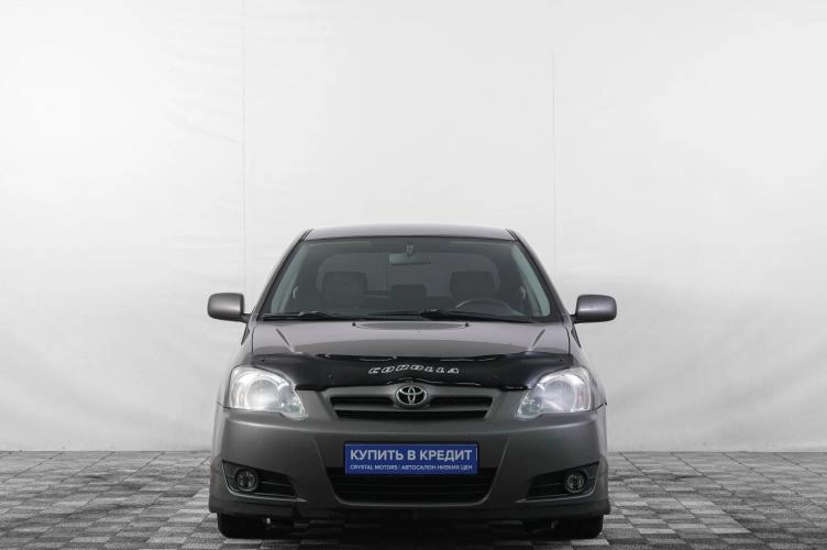 Toyota Corolla 2 из 6