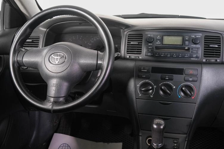 Toyota Corolla 11 из 19