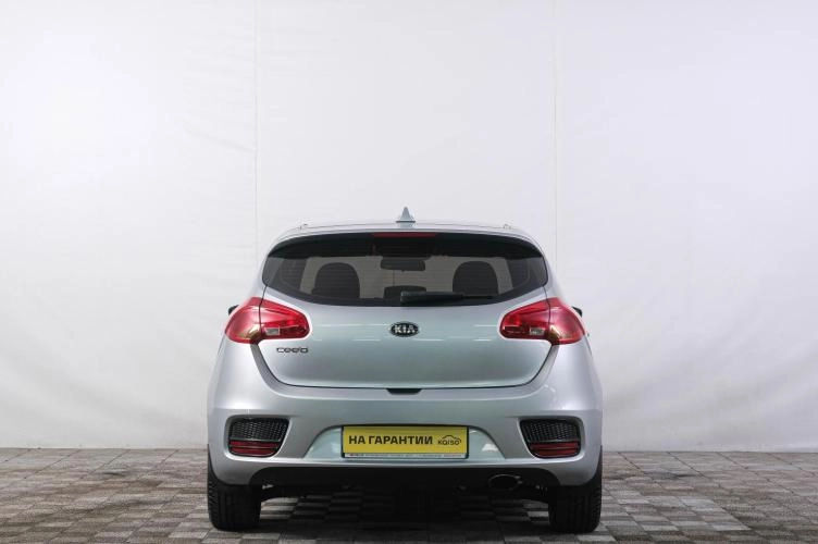 KIA cee'd 5 из 6