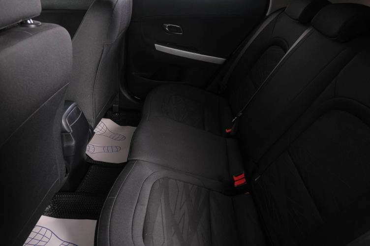 KIA cee'd 9 из 22
