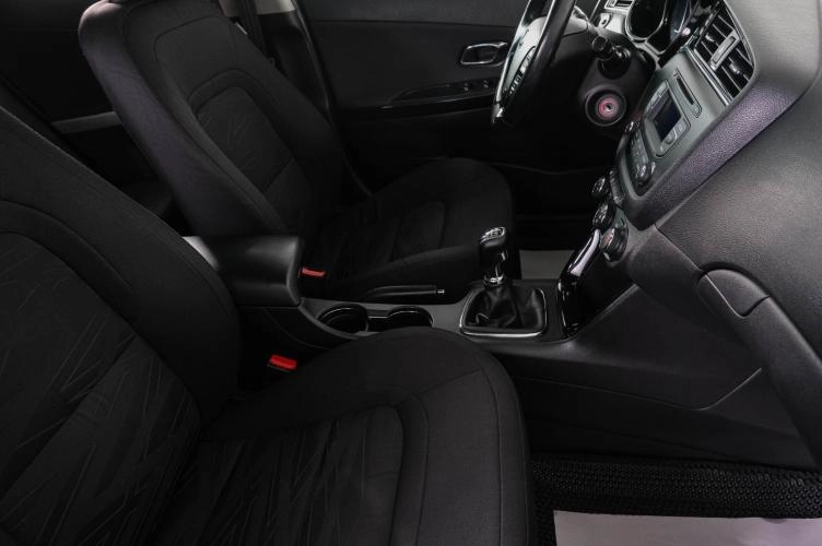 KIA cee'd 11 из 22